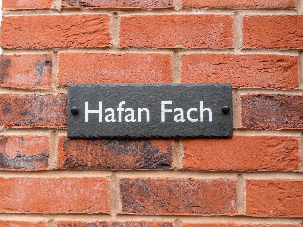 Hafan Fach Villa Mold Exterior photo